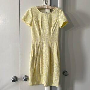 Lovely yellow lace dress with pockets size 8